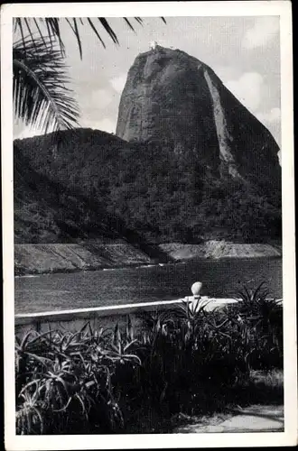 Ak Rio de Janeiro Brasilien, Read Beach and the Sugar Loaf