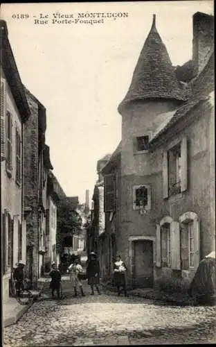 Ak Montluçon Allier, Rue Porte Fouquet