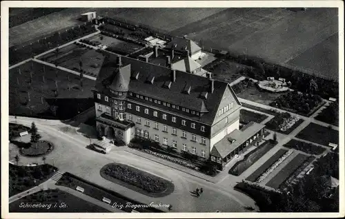 Ak Schneeberg im Erzgebirge, Fliegeraufnahme Rheumaheilstätte