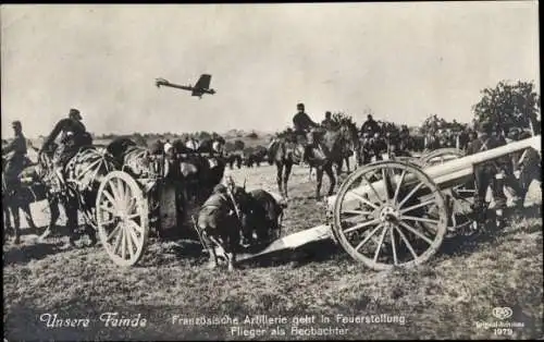 Ak Soissons Aisne, Französische Artillerie und Kampfflugzeug, Geschütze, Reiter, I WK