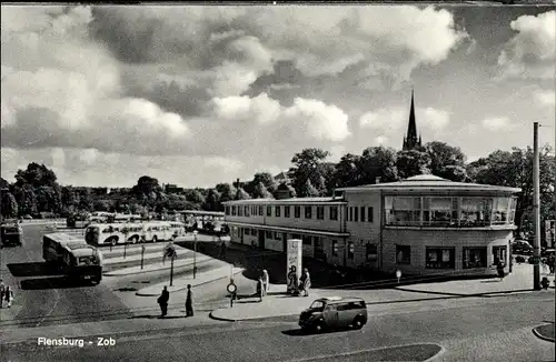 Ak Flensburg, Zob, Straßenpartie am Zentralen Omnibus Bahnhof