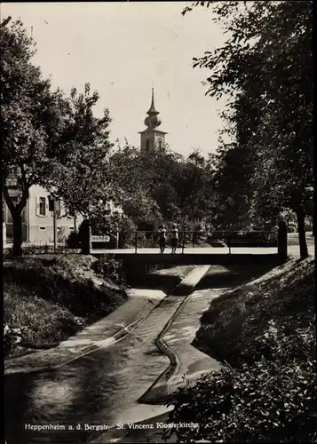 Ak Heppenheim an der Bergstraße, St. Vincenz Klosterkirche, kanalisierter Bachlauf, Brücke