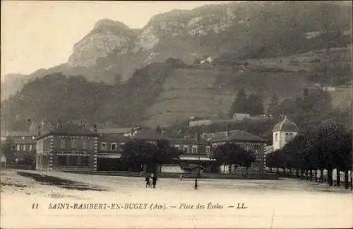 Ak Saint Rambert en Bugey Ain, Place des Ecoles
