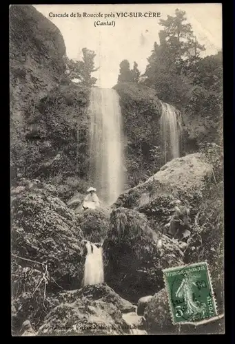 Ak Vic sur Cère Cantal, Cascade de la Roucole