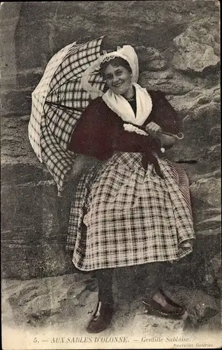 Ak Les Sables d'Olonne Vendée, Gentille sablaise, Frau in Tracht