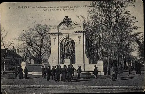 Ak Chartres Eure et Loir, Monument eleve a la memoire des enfants