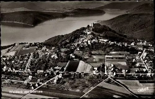 Ak Waldeck am Edersee Hessen, Fliegeraufnahme