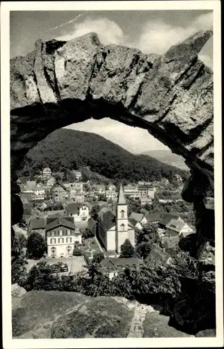 Ak Lindenfels im Odenwald, Blick von der Burg durch Steinbogen