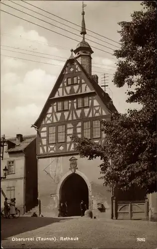 Ak Oberursel im Taunus Hessen, Rathaus