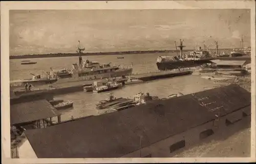 Ak Douala Duala Kamerun, Vue sur le Port, Hafen