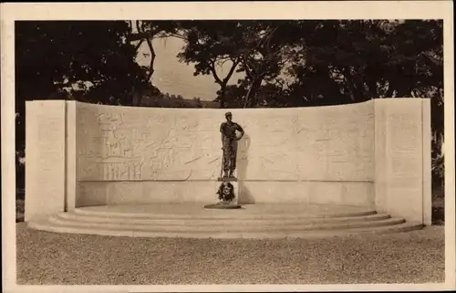 Ak Douala Duala Kamerun, Monument au General Leclerc