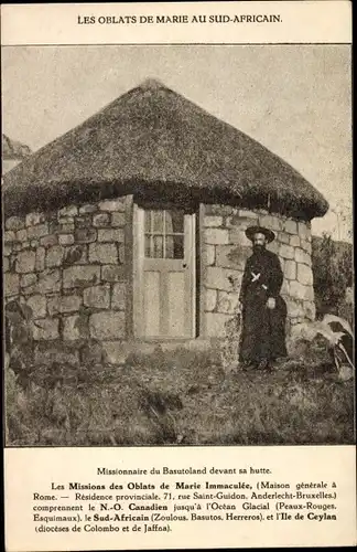 Ak Basutoland Lesotho, Les Oblats de Marie au Sud Africain, Missionnaire devant sa hutte