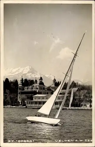 Ak Velden am Wörthersee in Kärnten, Cobra, Segelboot, Hotel