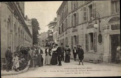 Ak Néris les Bains Allier, Vente de fleurs au coin du Grand Etablissement Thermal