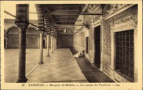 Ak Kairouan Tunesien, Mosquee du Barbier, Les portes du Tombeau