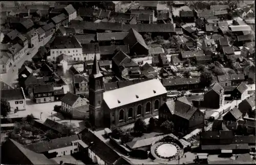 Ak Worringen Köln am Rhein, Kirche St. Pankratius, Luftaufnahme