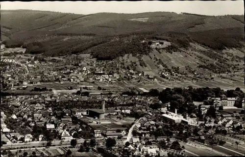 Ak Kleinheubach am Main, Fliegeraufnahme der Stadt, Schloss