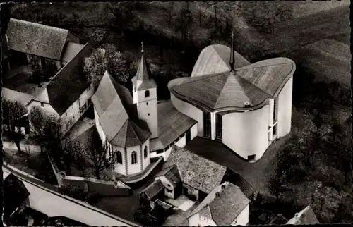 Ak Kälberau Aschaffenburg, Wallfahrtsort der Mutter Gottes zum rauhen Winde, Luftaufnahme