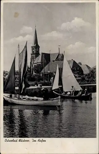 Ak Ostseebad Wustrow, Blick in den Hafen, Segelboote