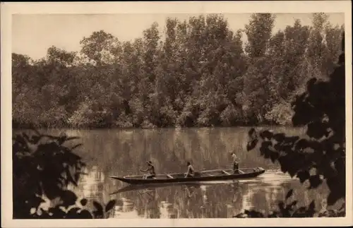 Ak Douala Kamerun, Peche à Dinde, Fischer in einem Boot auf dem Fluss