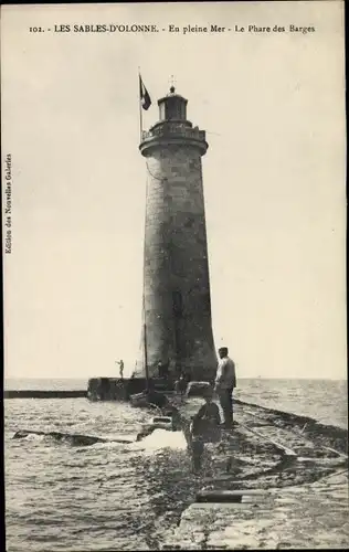 Ak Les Sables d'Olonne Vendée, En pleine Mer, Le Phare des Barges