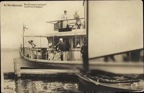 Ak Kronprinzenpaar und Prinz-Eitel-Paar auf dem Wannsee