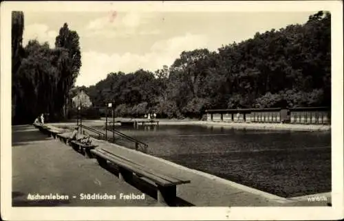 Foto Ak Aschersleben im Salzlandkreis, Städtisches Freibad