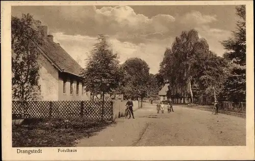 Ak Drangstedt Geestland, Forsthaus, Straßenpartie