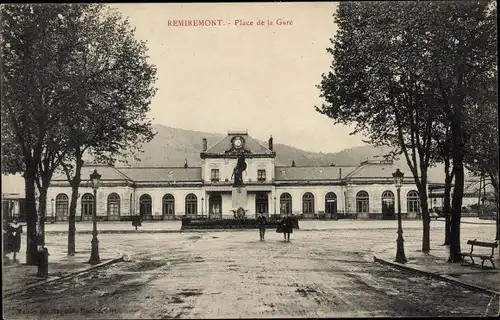 Ak Remiremont Lothringen Vosges, Place de la Gare