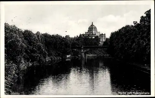 Ak Görlitz in der Lausitz, Neiße mit Ruhmeshalle