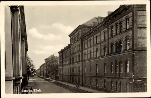 Ak Landau in der Pfalz, Straßenpartie