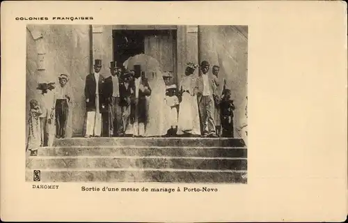Ak Porto Novo Dahomey Benin, Sortie d'une messe de marriage