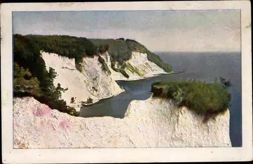 Ak Insel Rügen in der Ostsee, Küstenpartie mit Meerblick, Kreidefelsen