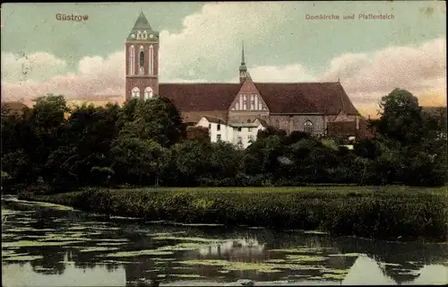 Ak Güstrow in Mecklenburg, Domkirche und Pfaffenteich