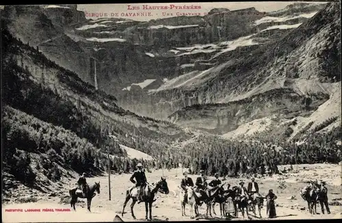 Ak Gavarnie Hautes Pyrénées, Cirque de Gavarnie, une Caravane descentdant du cirque