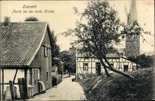 Ak Overath im Bergischen Land, Partie bei der katholischen Kirche