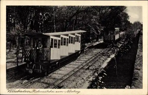 Ak Wiesbaden, Zahnradbahn zum Neroberg, Wald