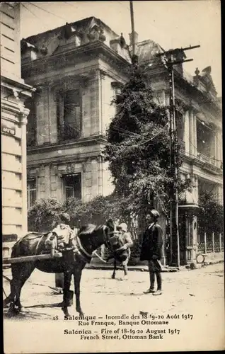 Ak Saloniki Thessaloniki Griechenland, Incendie des Aout 1917, Rue Franque, Banque Ottomane, cheval