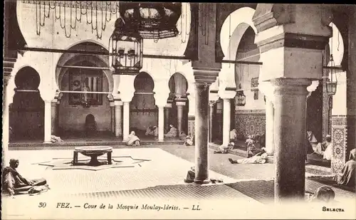 Ak Fès Fez Marokko, Cour de la Mosquee Moulay Idriss
