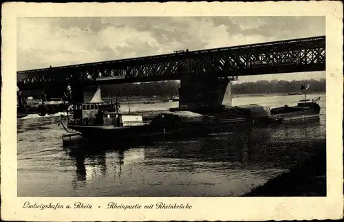 Ak Ludwigshafen am Rhein, Rheinpartie mit Rheinbrücke