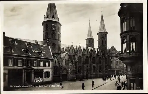 Ak Kaiserslautern in Rheinland Pfalz, Partie bei der Stiftskirche