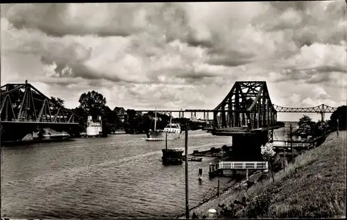 Ak Rendsburg in Schleswig Holstein, Drehbrücke, Kanalpartie