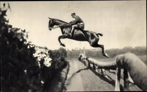 Ak Cavalier a l'entrainement, französischer Kavallerist, Pferd, Hindernissprung, 1940