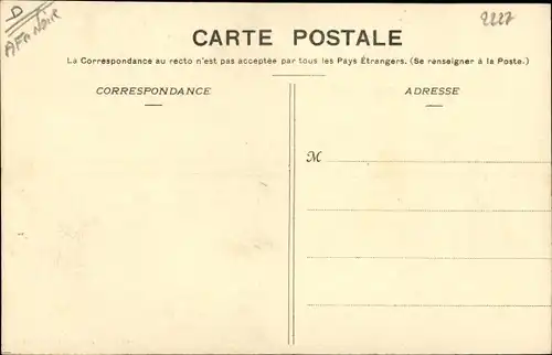 Ak Senegal, Traite des arachides, les graines pretes pour etre pesées, Kamele