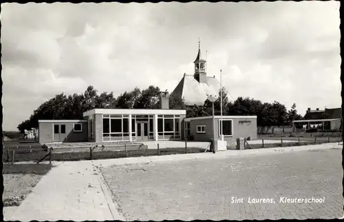 Ak Sint Laurens Zeeland, Kleuterschool