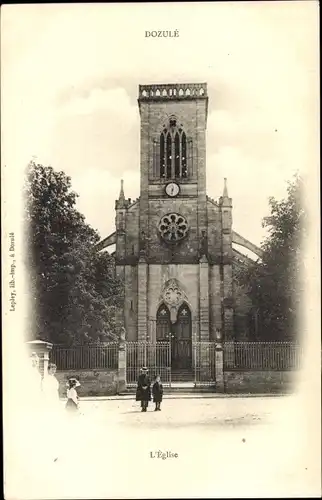 Ak Dozulé Calvados, Vue sur l'Eglise, Kirchenansicht