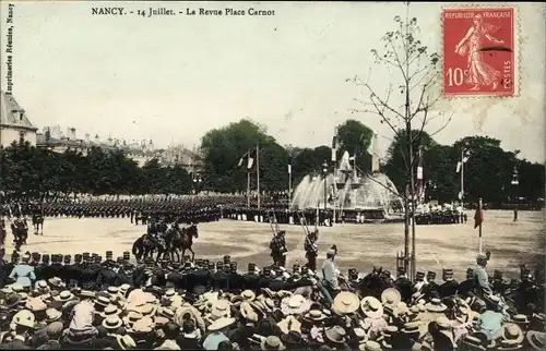 Ak Nancy Meurthe et Moselle, 14 Juillet, La Revue Place Carnot