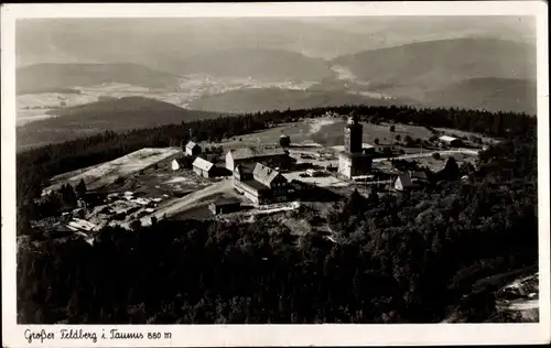 Ak Niederreifenberg Schmitten im Taunus, Großer Feldberg, Luftaufnahme