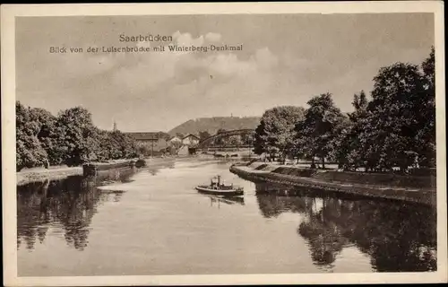 Ak Saarbrücken im Saarland, Blick von der Luisenbrücke mit Winterberg-Denkmal