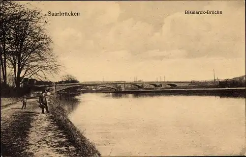 Ak Saarbrücken im Saarland, Bismarckbrücke